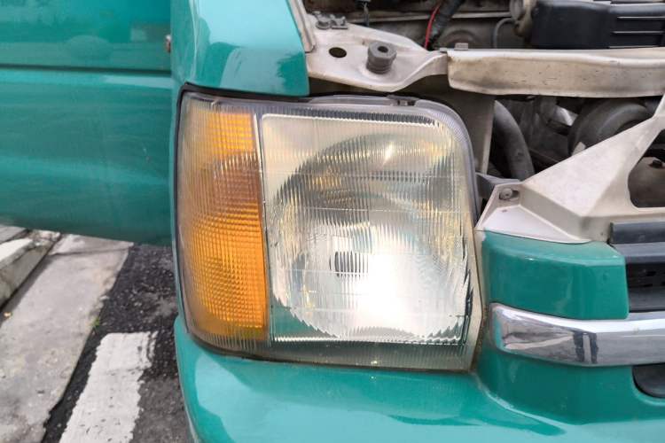 Used Suzuki Wagon R 2008 1.4L Manual STD Right Front Headlight