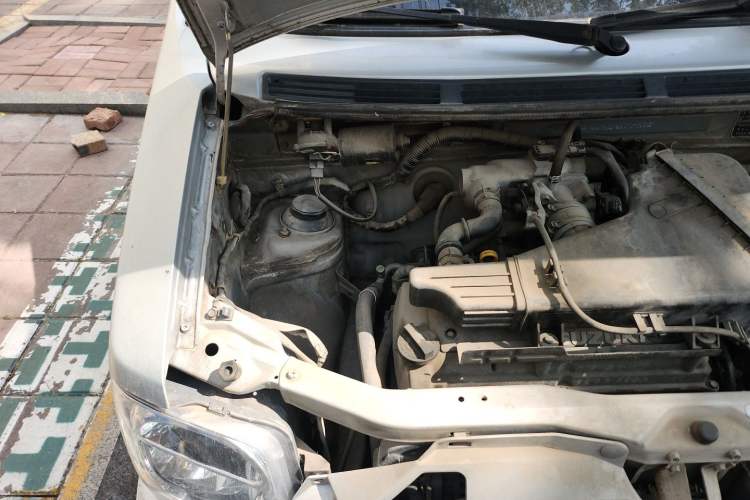 Used Suzuki Wagon R 2008 1.4L Manual STD Engine Bay Right