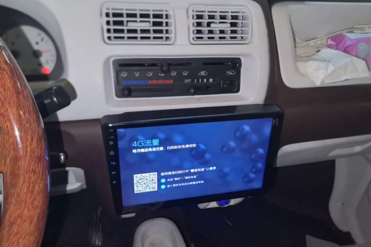 Used Suzuki Wagon R 2010 e 1.4L Manual ES Economy Model Audio And AC Panel