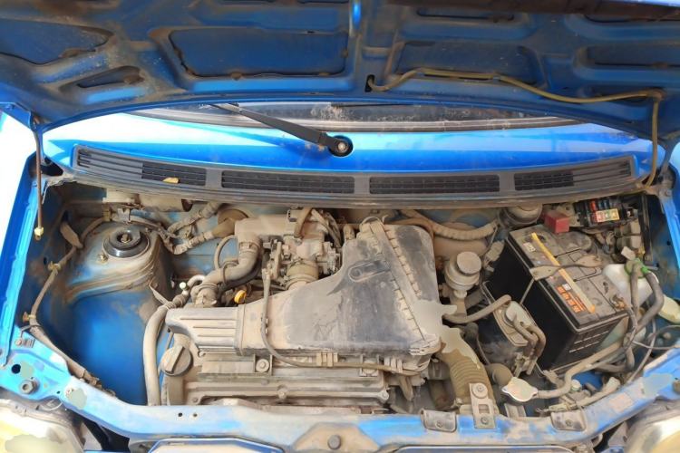 Used Suzuki Wagon R 2010 e 1.4L Manual ES Economy Model Engine Bay
