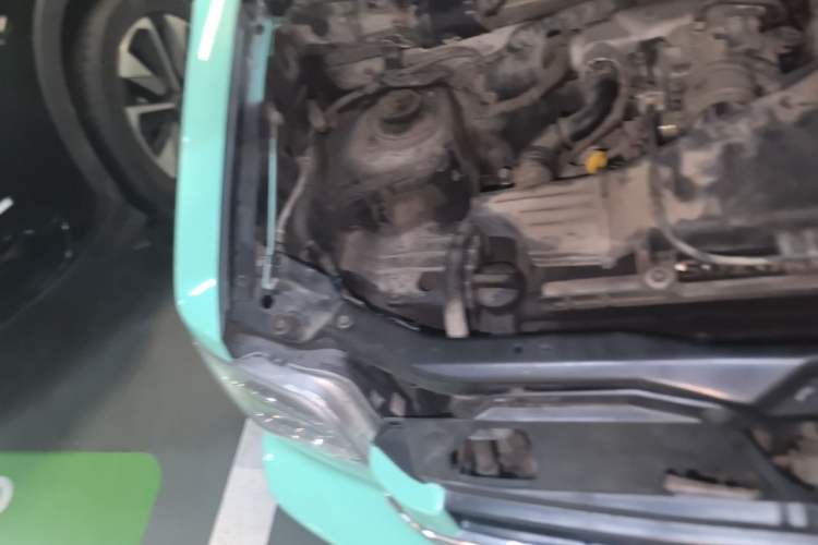Used Suzuki Wagon R 2010 e 1.4L Manual ES Economy Model Engine Bay Right