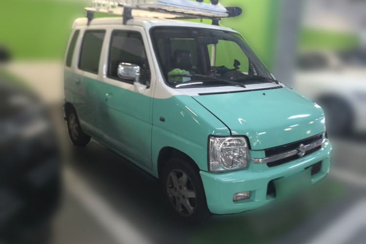 Used Suzuki Wagon R 2010 e 1.4L Manual ES Economy Model Front Right 45 Deg