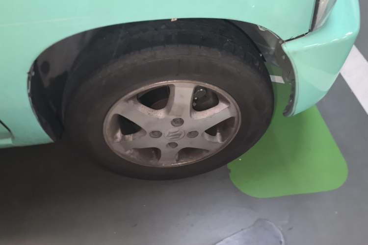 Used Suzuki Wagon R 2010 e 1.4L Manual ES Economy Model Right Front Wheel Hub