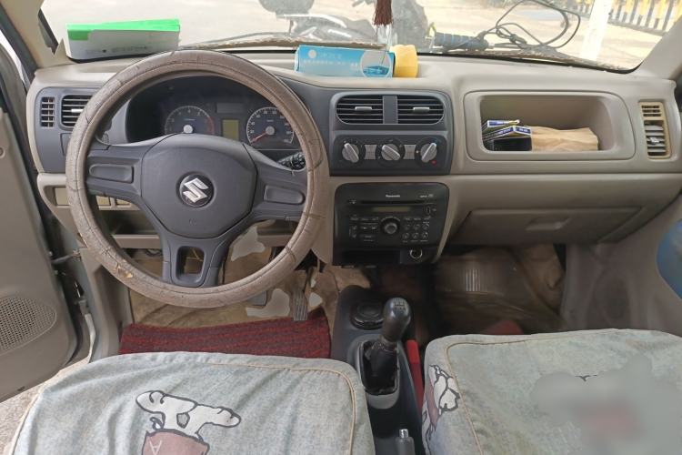 Used Suzuki Wagon R 2010 e 1.4L Manual STD Standard Model Center Console