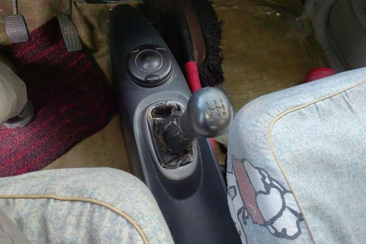Used Suzuki Wagon R 2010 e 1.4L Manual STD Standard Model Gear Lever