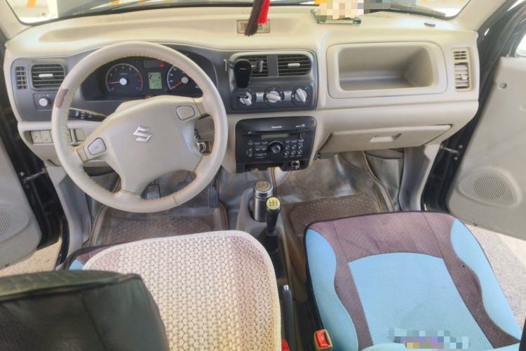Used Suzuki Wagon R 2011 1.4L Manual Standard Type 1 Center Console