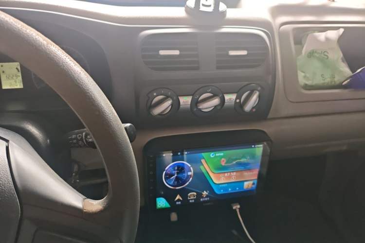 Used Suzuki Wagon R 2011 e 1.4L Manual Standard Model 1 Audio And AC Panel