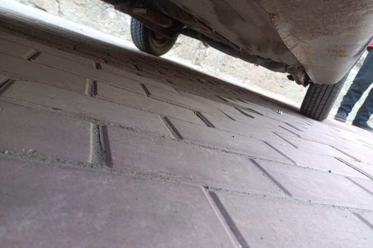Used Suzuki Wagon R 2011 1.0L Chassis Front Left