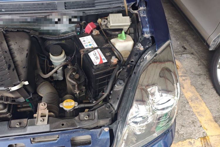 Used Suzuki Wagon R 2011 e 1.4L Manual Standard Model 1 Engine Bay Left