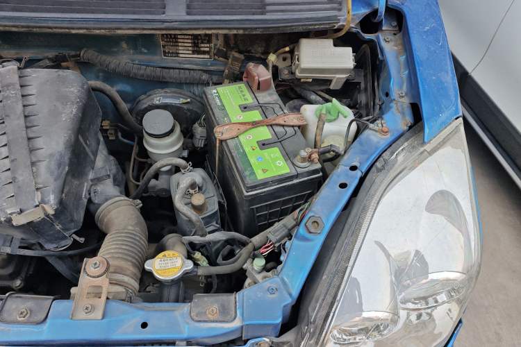 Used Suzuki Wagon R 2011 e 1.4L Manual Standard Model 1 Engine Bay Left