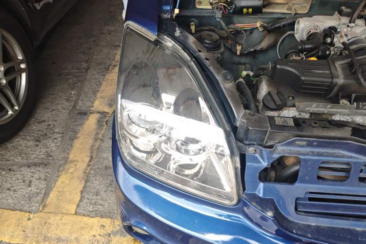 Used Suzuki Wagon R 2011 e 1.4L Manual Standard Model 1 Right Front Headlight