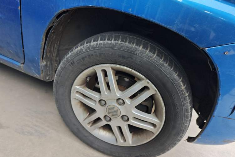 Used Suzuki Wagon R 2011 e 1.4L Manual Standard Model 1 Right Front Wheel Hub