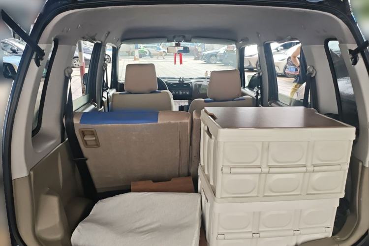 Used Suzuki Wagon R 2011 e 1.4L Manual Standard Model 1 Trunk