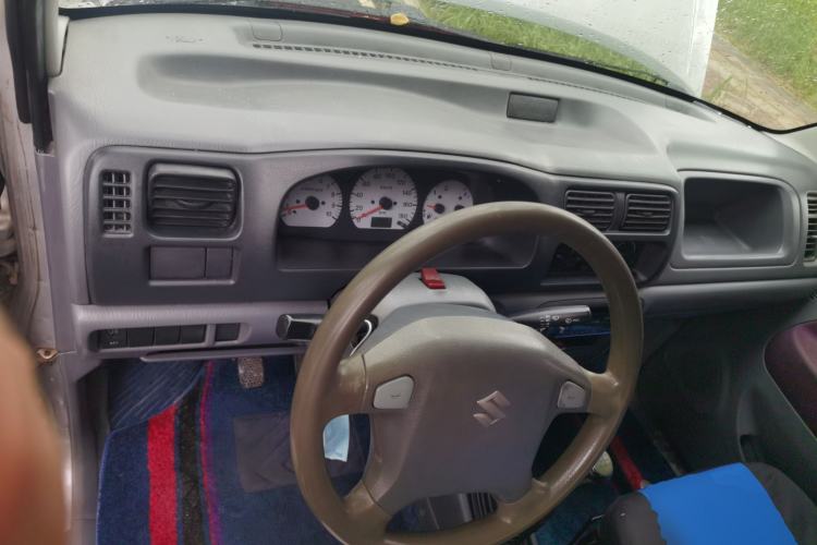 Used Suzuki Wagon R 2011 1.0L Center Console