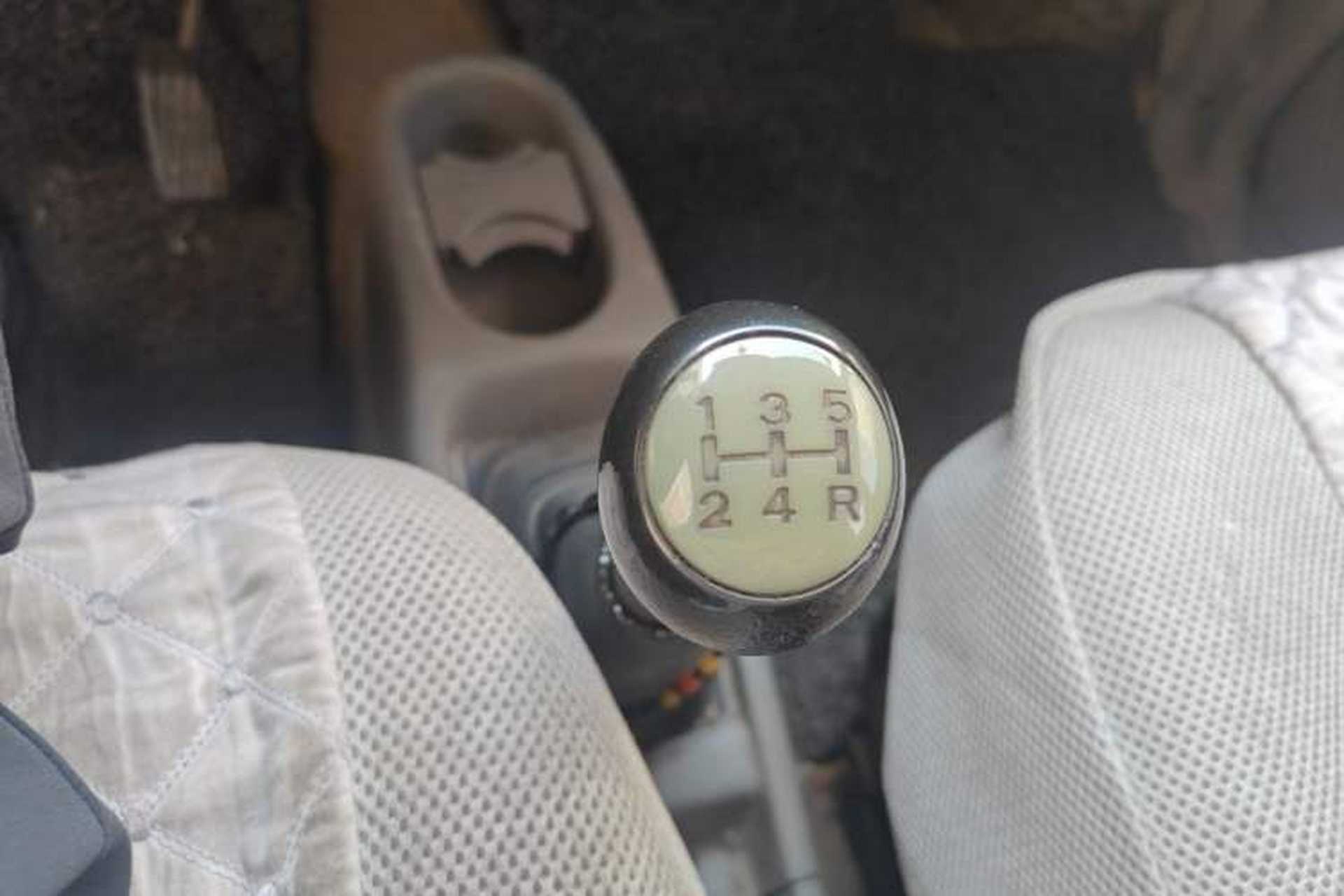 Used Suzuki Wagon R 2011 1.4L Manual Standard Type 1 Gear Lever