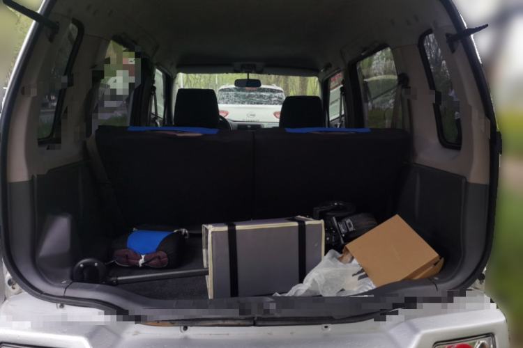 Used Suzuki Wagon R 2011 1.0L Trunk