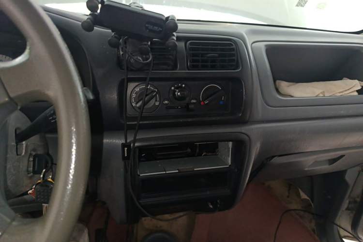 Used Suzuki Wagon R 2011 1.0L Audio And AC Panel