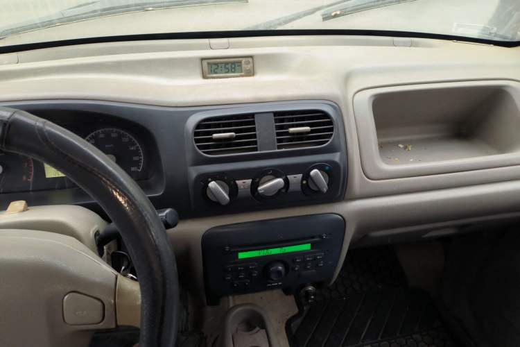 Used Suzuki Wagon R 2011 1.4L Manual Standard Type 1 Audio And AC Panel