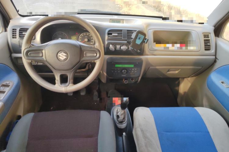 Used Suzuki Wagon R 2011 e 1.4L Manual Utility Model Center Console
