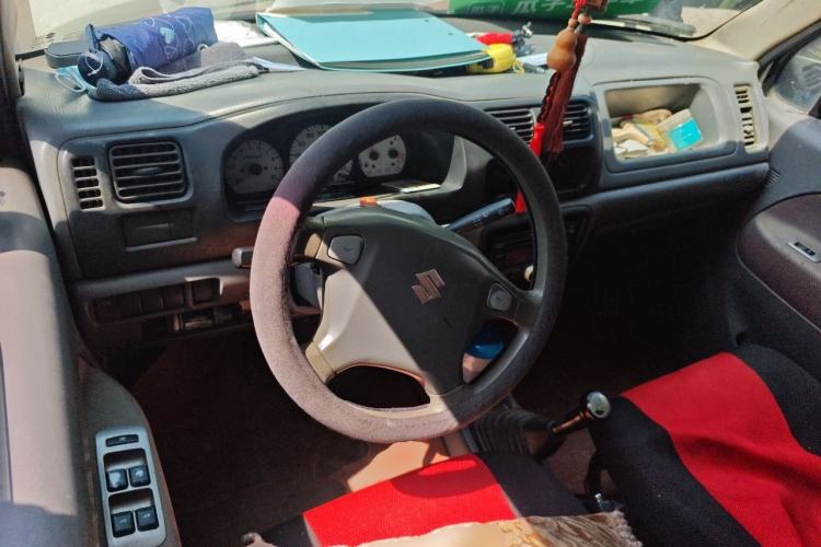 Used Suzuki Wagon R 2011 1.0L Center Console