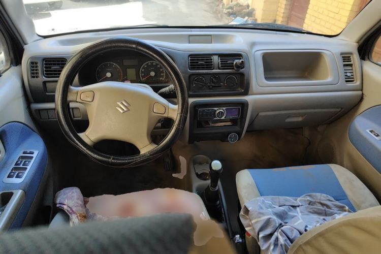 Used Suzuki Wagon R 2011 1.4L Manual Standard Type 1 Center Console