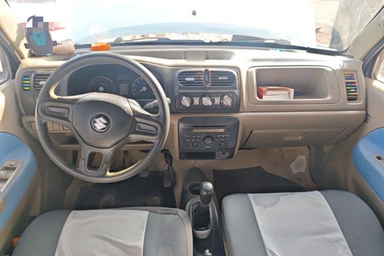 Used Suzuki Wagon R 2011 e 1.4L Manual Standard Model 1 Center Console