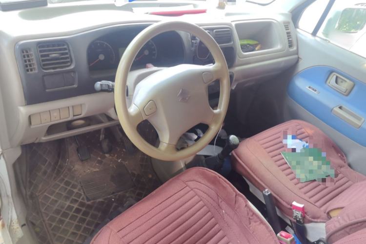Used Suzuki Wagon R 2011 1.4L Manual Standard Type 1 Center Console