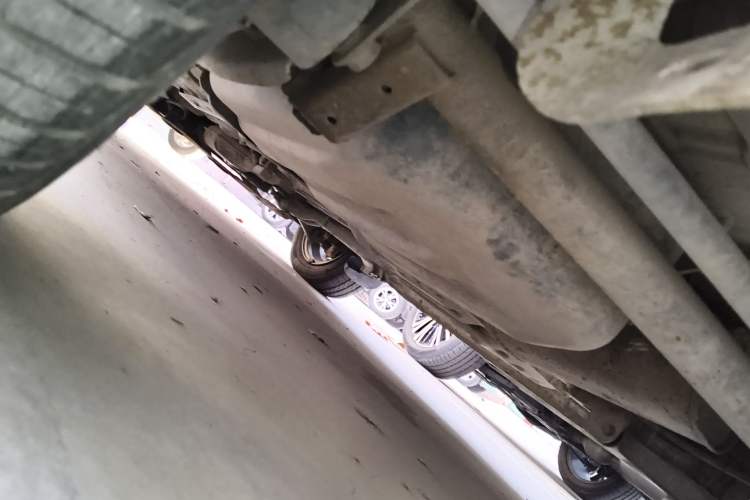 Used Suzuki Wagon R 2011 e 1.4L Manual Utility Model Chassis Rear Left