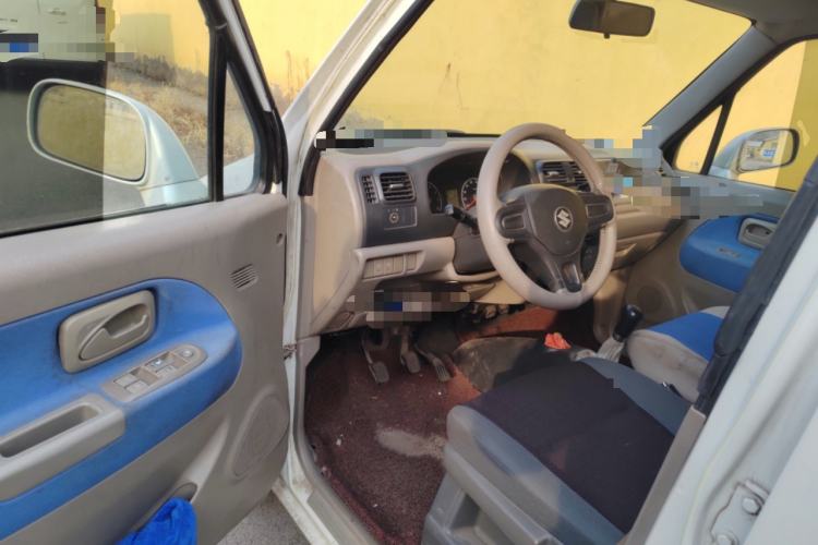 Used Suzuki Wagon R 2011 e 1.4L Manual Utility Model Driver Seat