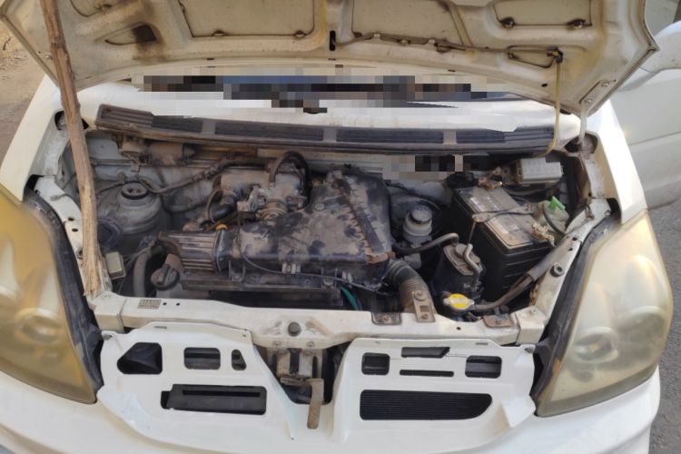 Used Suzuki Wagon R 2011 e 1.4L Manual Utility Model Engine Bay