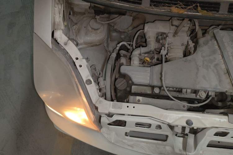 Used Suzuki Wagon R 2011 e 1.4L Manual Utility Model Engine Bay Right