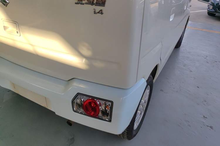 Used Suzuki Wagon R 2011 1.4L Manual Standard Type 2 Exterior 3
