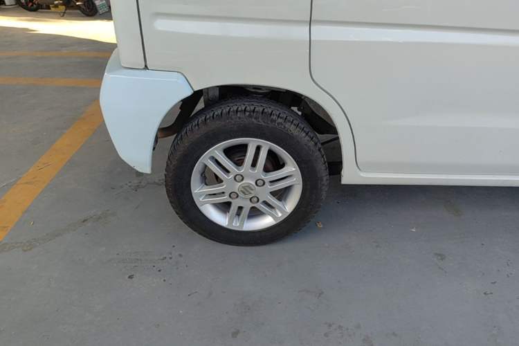 Used Suzuki Wagon R 2011 1.4L Manual Standard Type 2 Exterior 5