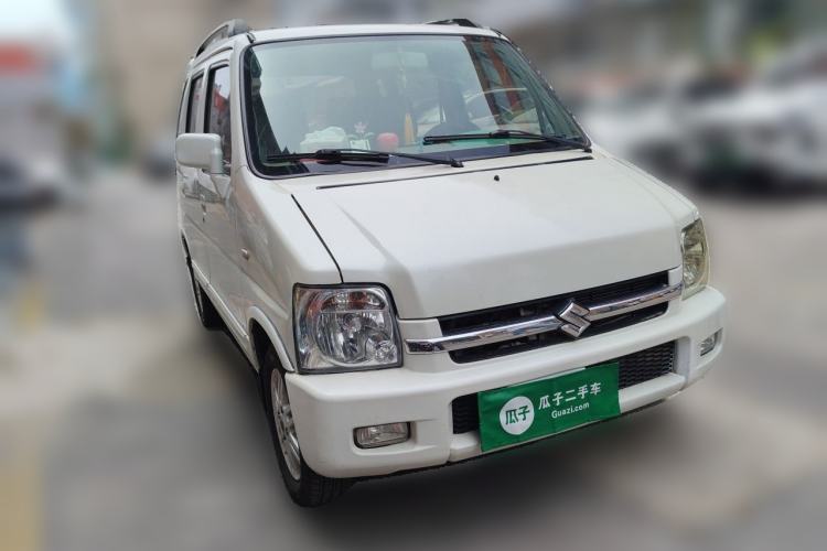 Used Suzuki Wagon R 2011 1.4L Manual Standard Type 1 Front Right 45 Deg