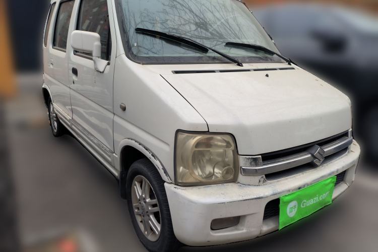 Used Suzuki Wagon R 2011 1.4L Manual Standard Type 1 Front Right 45 Deg