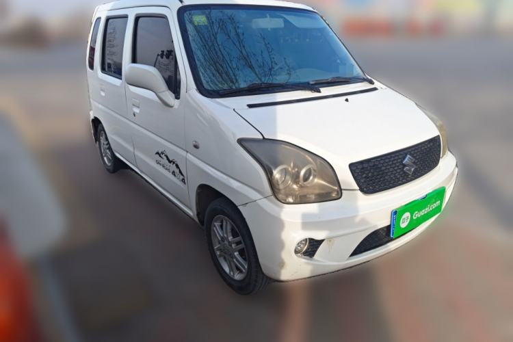 Used Suzuki Wagon R 2011 e 1.4L Manual Standard Model 1 Front Right 45 Deg