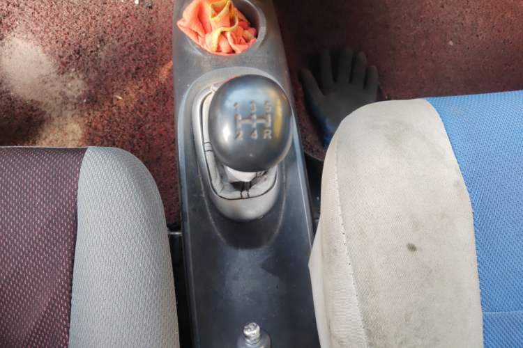 Used Suzuki Wagon R 2011 e 1.4L Manual Utility Model Gear Lever