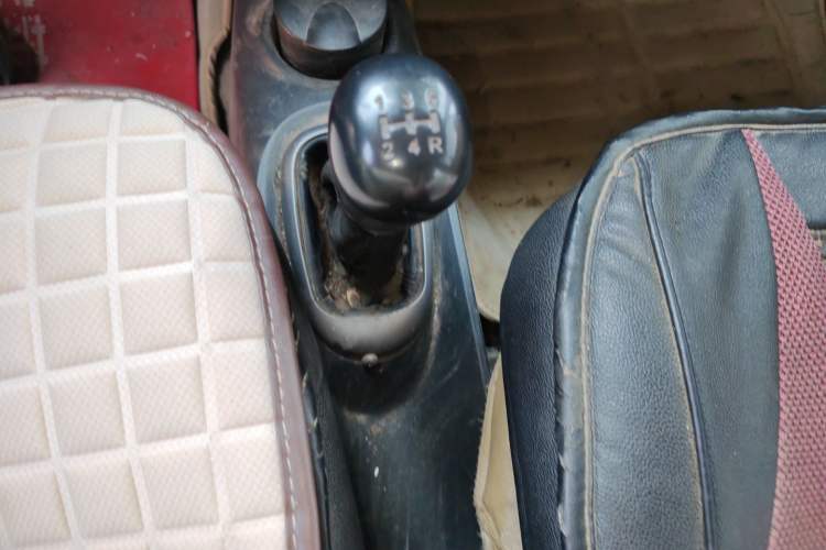 Used Suzuki Wagon R 2011 e 1.4L Manual Utility Model Gear Lever
