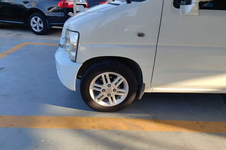 Used Suzuki Wagon R 2011 1.4L Manual Standard Type 2 Left Front Wheel Hub