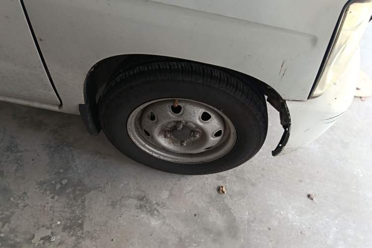 Used Suzuki Wagon R 2011 1.0L Right Front Wheel Hub