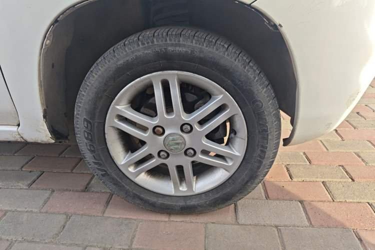 Used Suzuki Wagon R 2011 e 1.4L Manual Standard Model 1 Right Front Wheel Hub