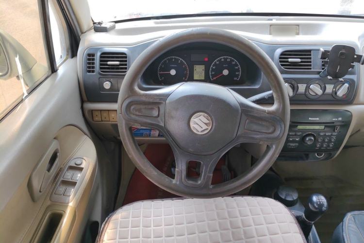 Used Suzuki Wagon R 2011 e 1.4L Manual Utility Model Steering Wheel