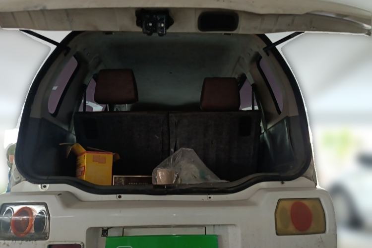 Used Suzuki Wagon R 2011 1.0L Trunk