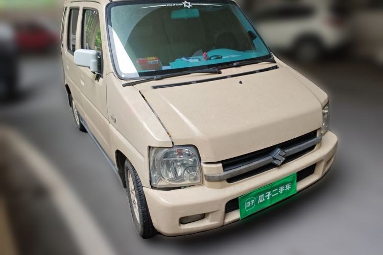 Used Suzuki Wagon R 2011 1.4L Manual Standard Type 1 Front Right 45 Deg