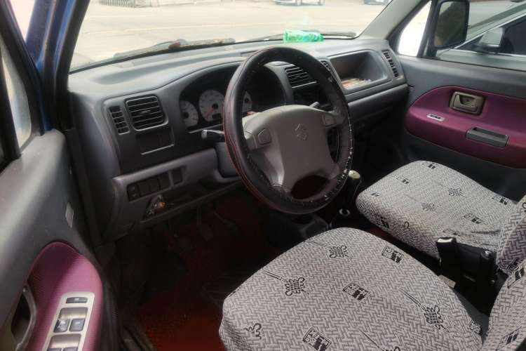 Used Suzuki Wagon R 2012 Entrepreneur Edition 1.0L Manual - Overdrive Type Interior 2