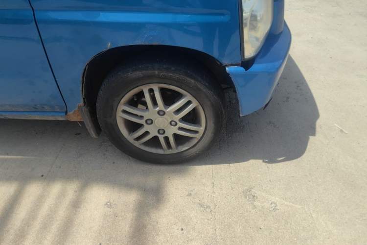 Used Suzuki Wagon R 2012 Entrepreneur Edition 1.0L Manual - Overdrive Type Right Front Wheel Hub