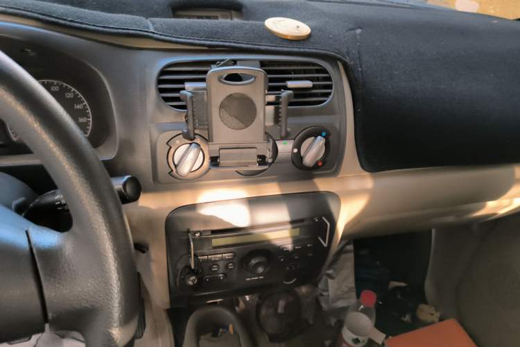 Used Suzuki Wagon R 2012 All-Purpose Model 1.4L Manual Standard Version Audio And AC Panel