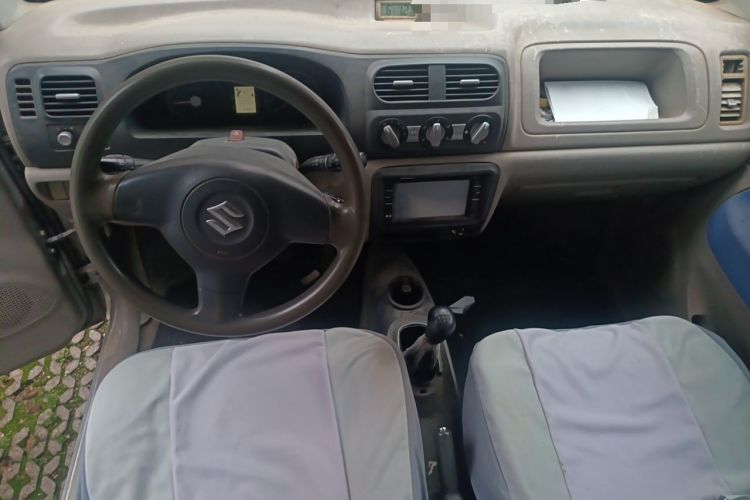 Used Suzuki Wagon R 2012 e 1.4L Manual VVT Standard Model China IV standard Center Console