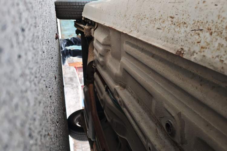 Used Suzuki Wagon R 2012 Entrepreneur Edition 1.0L Manual - Overdrive Type Chassis Front Right