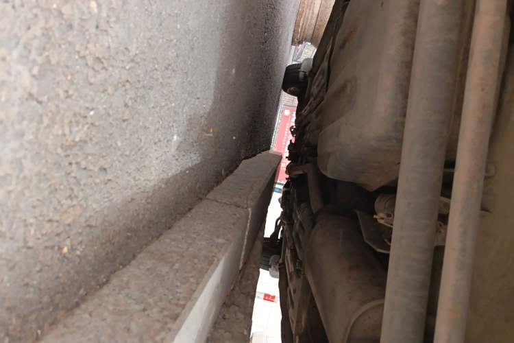 Used Suzuki Wagon R 2012 All-Purpose Model 1.4L Manual Standard Version Chassis Rear